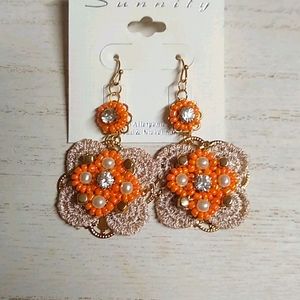 😻 3 For $15 Peach Beaded Lacy Bling Dangles